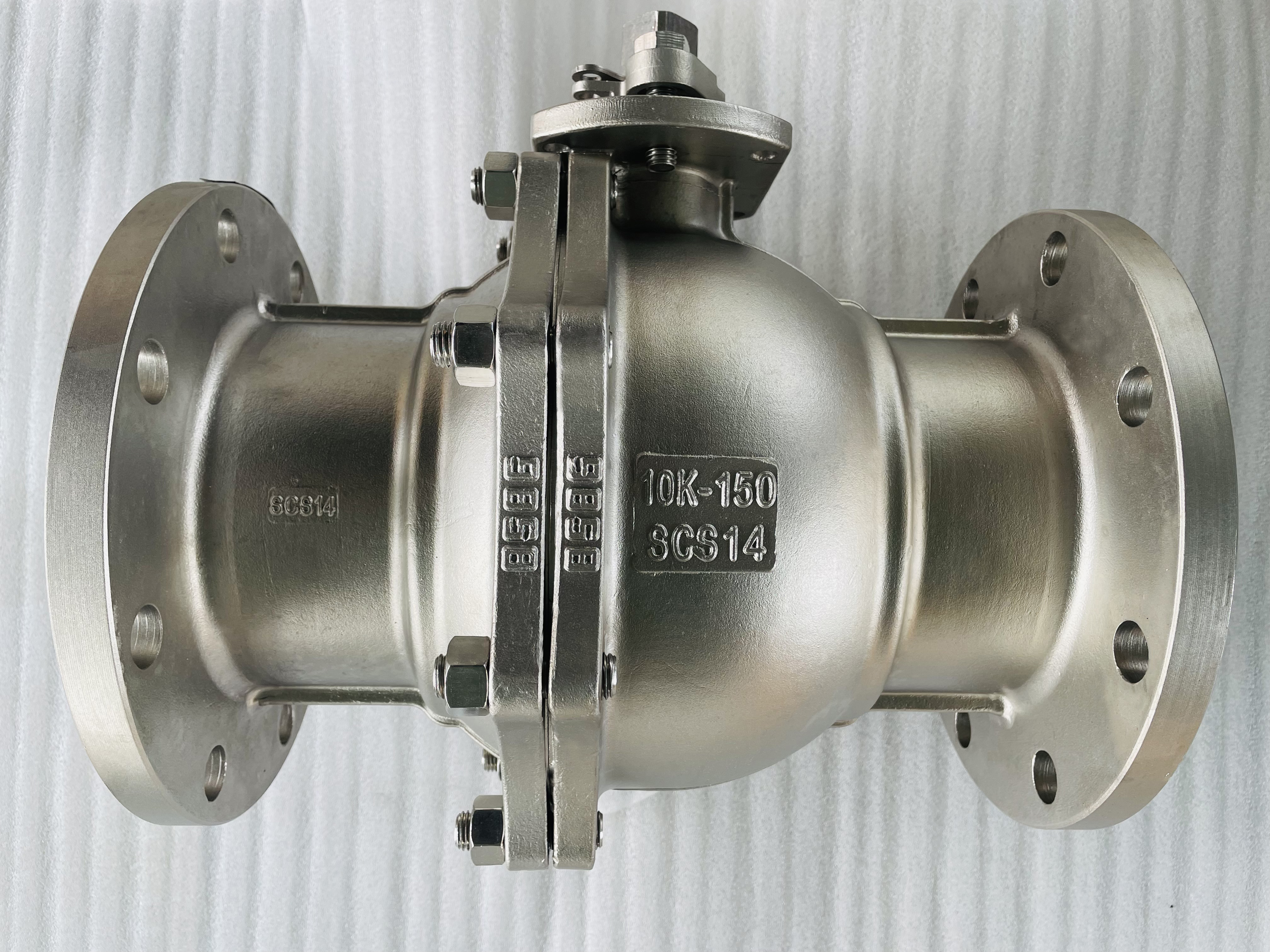 Válvula de esfera flutuante JIS10K de flange flutuante 2PC