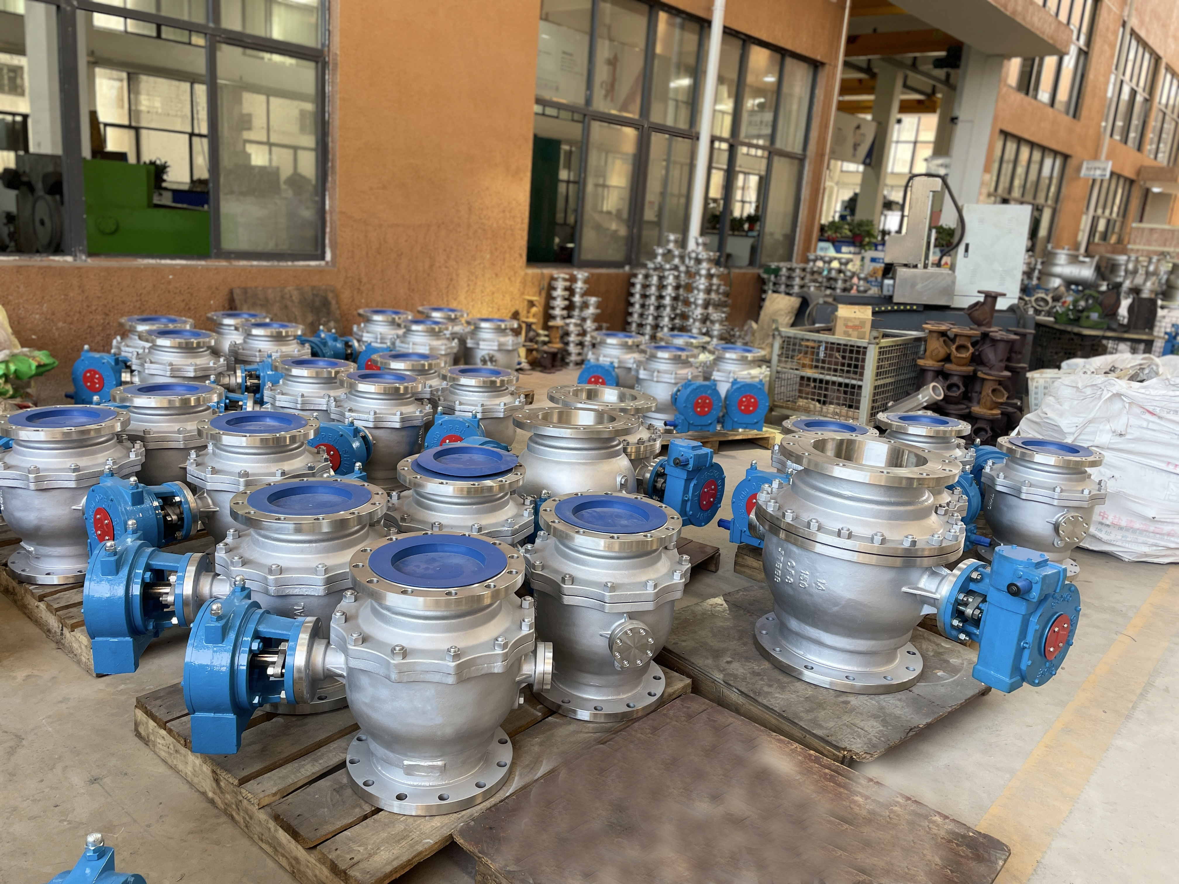 engrenagem sem-fim de furo completo v&aacute;lvula de esfera de flange montada em munh&atilde;o 12 150LB de a&ccedil;o inoxid&aacute;vel