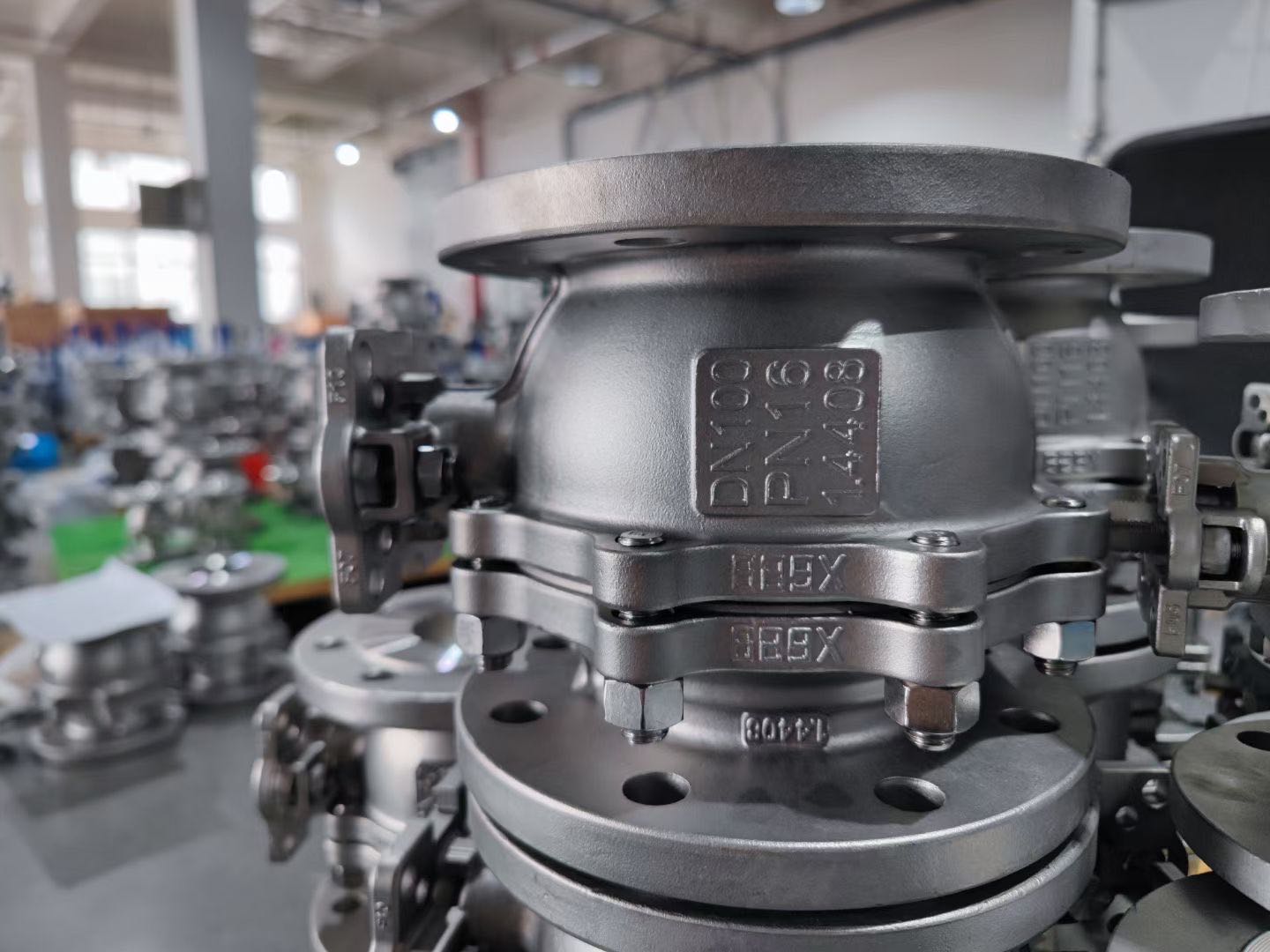 V&Aacute;LVULA DE ESFERA FLANGE DIN PN16 PN40